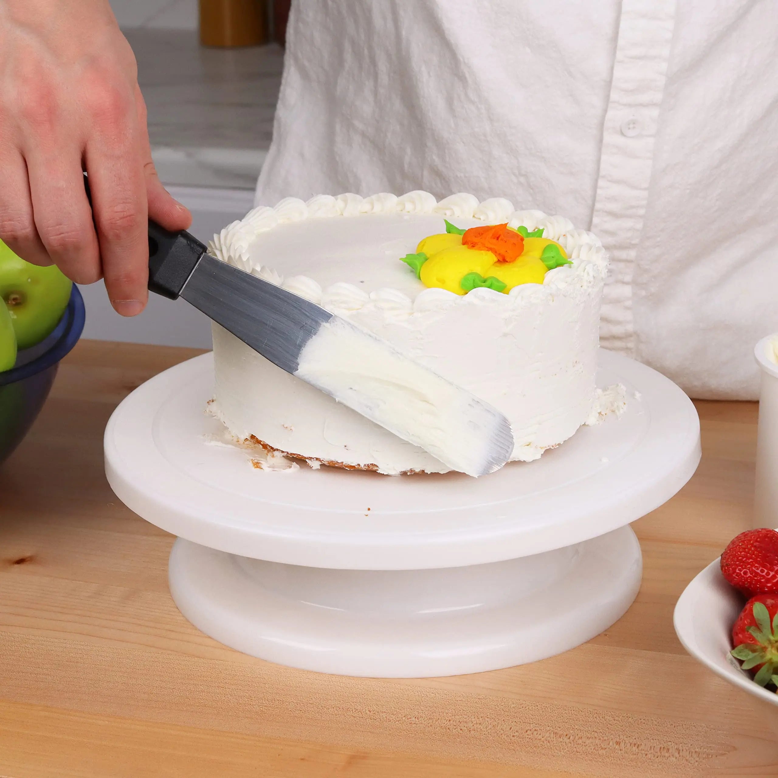 Cake Turntable and Icing Kit